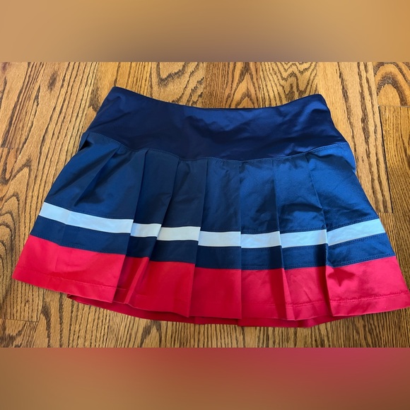 Fila Navy and Red Mini Skirt - Picture 3 of 6